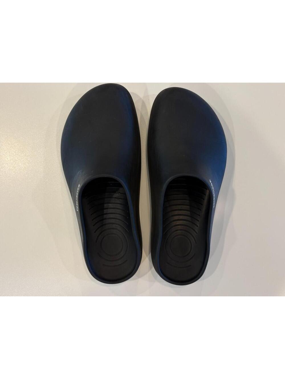 Balenciaga Men’s Balenciaga Pool Closed Slide Slipper-Mule Size 10.5 (MSRP $495) - Picture 7 of 10